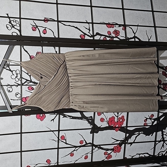 Banana Republic Elegant Dress‎ Size 6 NWT - Picture 1 of 6